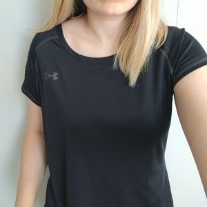 Under Armour Black Athletic TShirt Sz XL